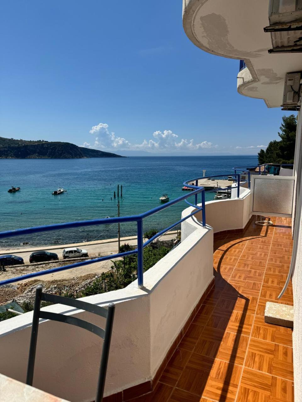 Coastal Bliss 公寓 Himare